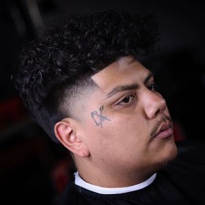 Meet your Posher, Ace